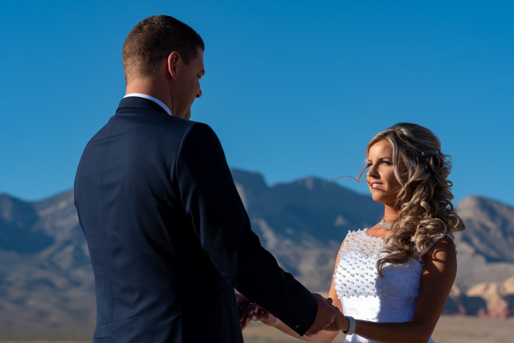 Las Vegas wedding photographer | Desert elopements weddings | Red Rock Canyon