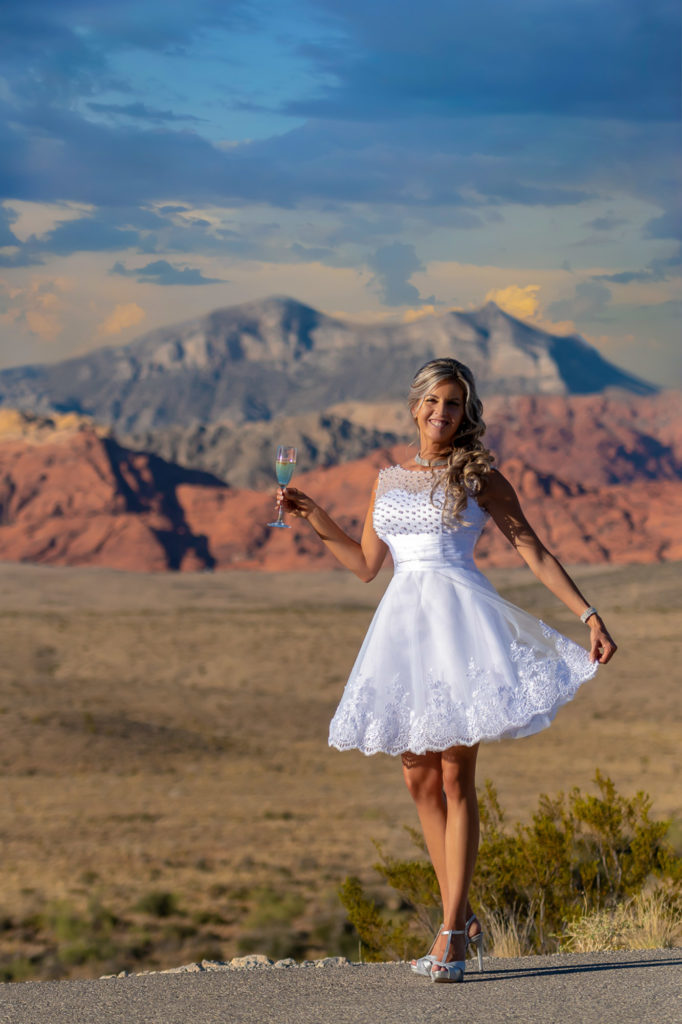 Las Vegas wedding photographer | Desert elopements weddings | Red Rock Canyon