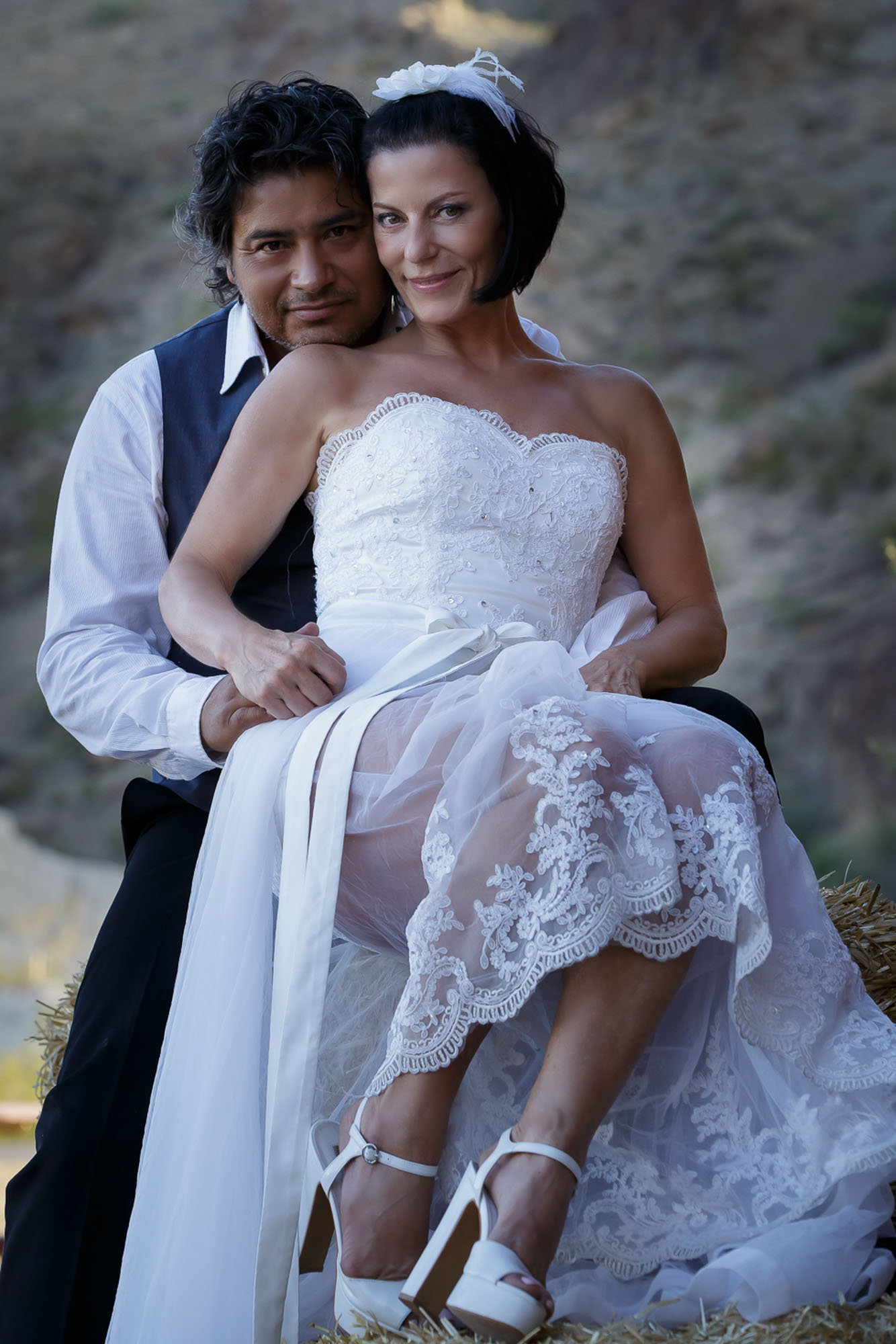Desert wedding photos | Nelson Ghost Town weddings | Agi and Manuel