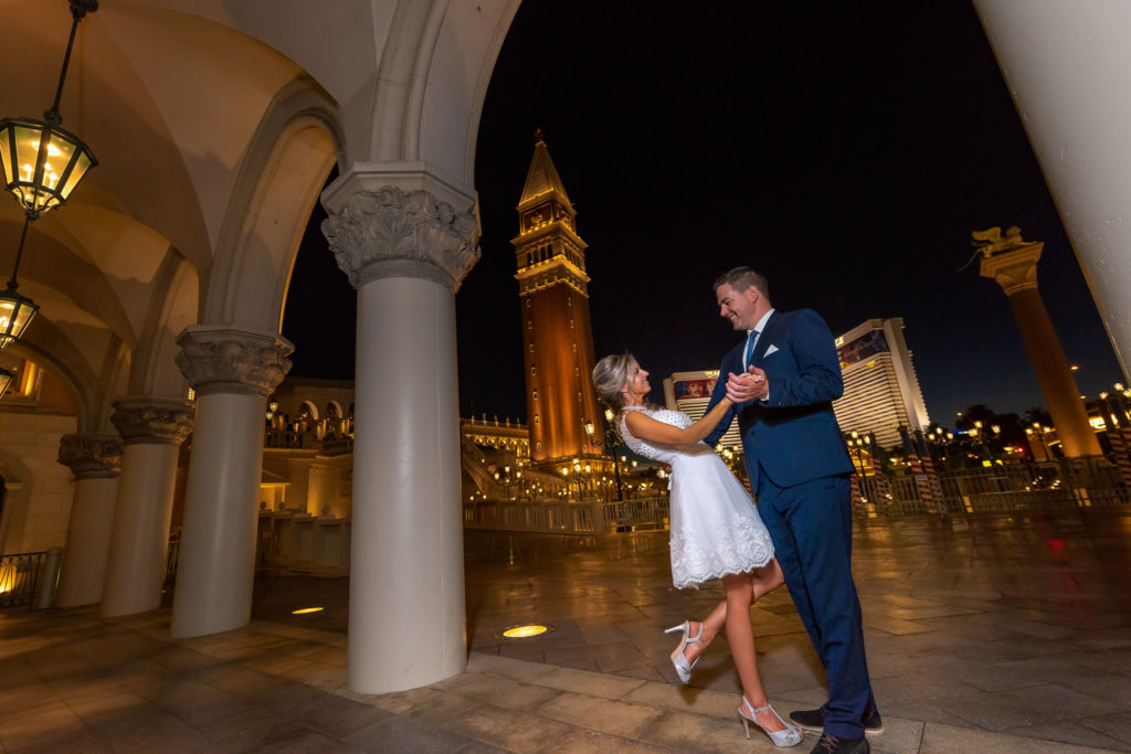 Las Vegas Strip wedding photographer | Venetian weddings | Agi and Szabolcs