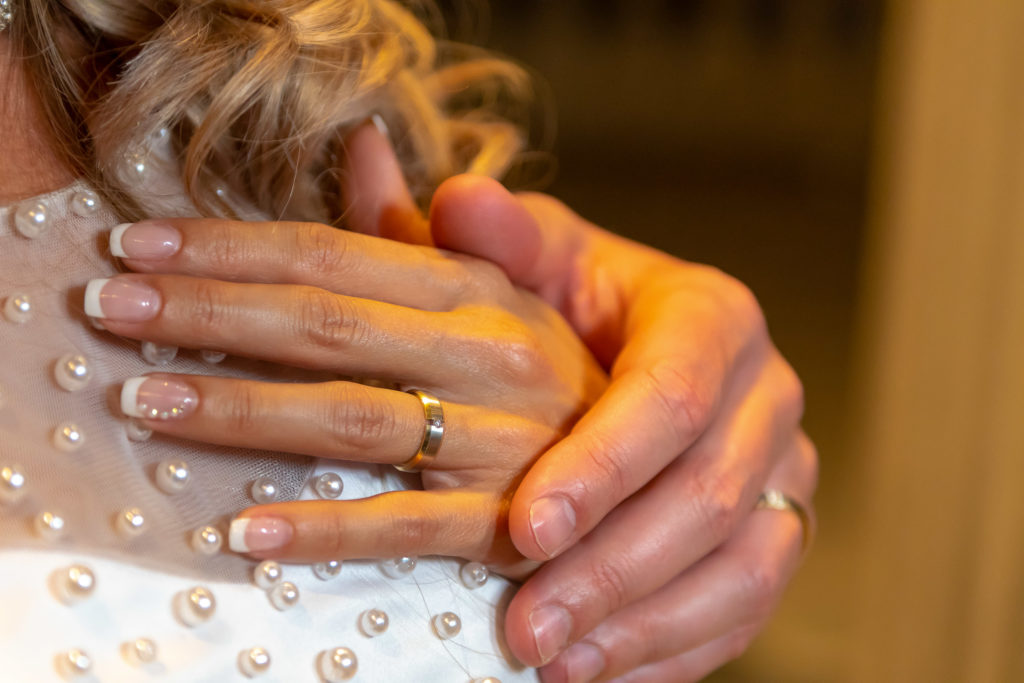 Wedding photographer Las Vegas strip | Caesar gazebo weddings | Agi and Szabolcs