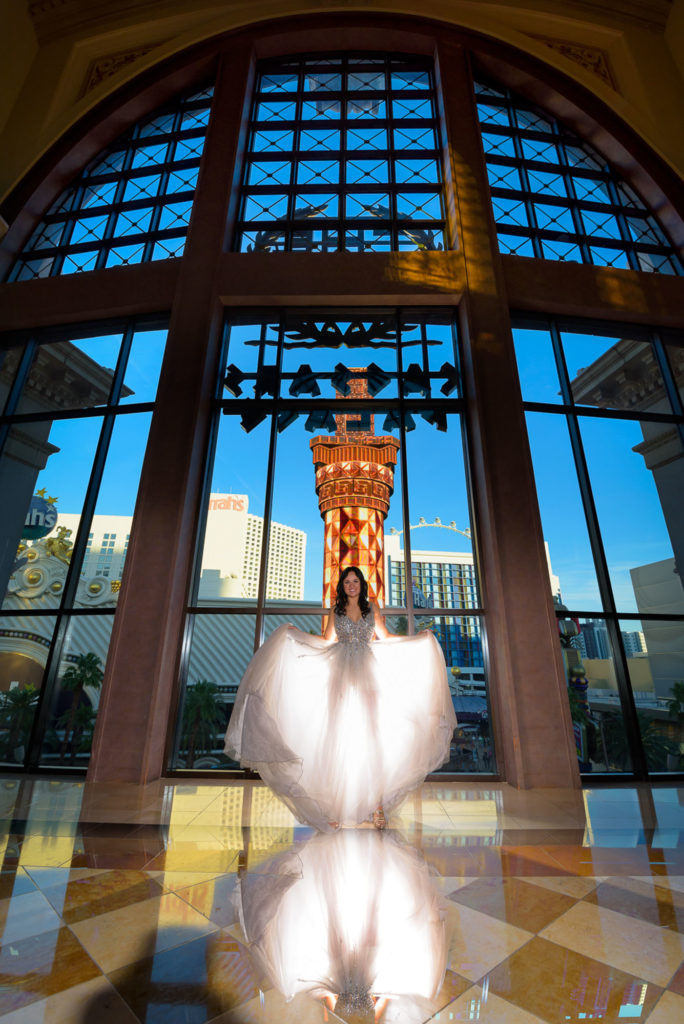 Las Vegas strip wedding photographer | Caesars Forum Shops weddings