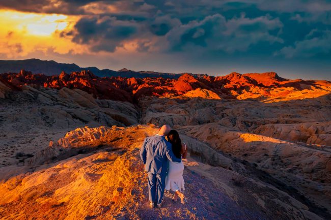 Valley of Fire elopement couple at sunset desert landscape Las Vegas Nevada