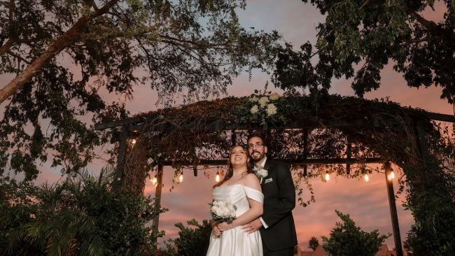 Las Vegas Wedding Slideshow – Daniel & Ashley | Full Wedding Story Las Vegas Wedding Slideshow – Daniel & Ashley | Full Wedding Story