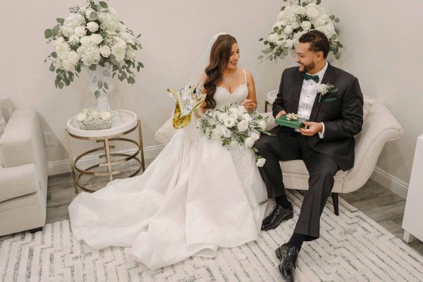 Bride and groom exchanging traditional Armenian wedding gifts in Las Vegas